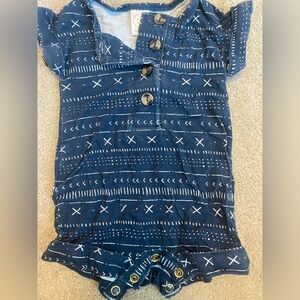 Newborn Lou Lou & co Romper in excellent condition